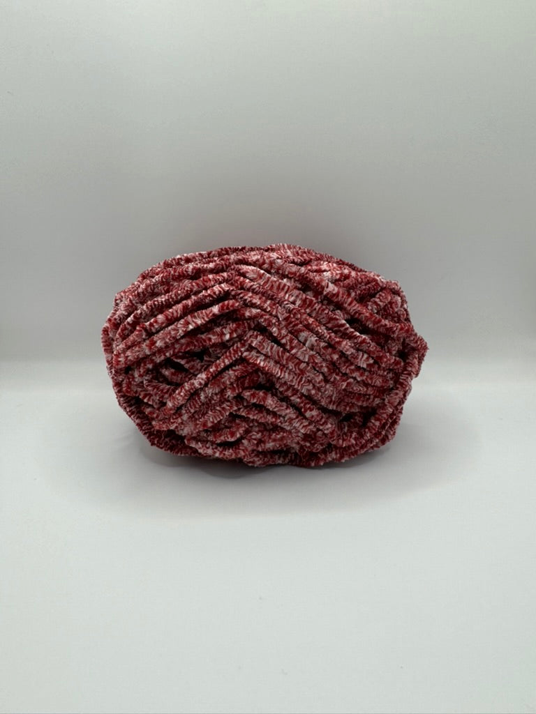 Craftytop™ Synthetic Yarn – Red Mix