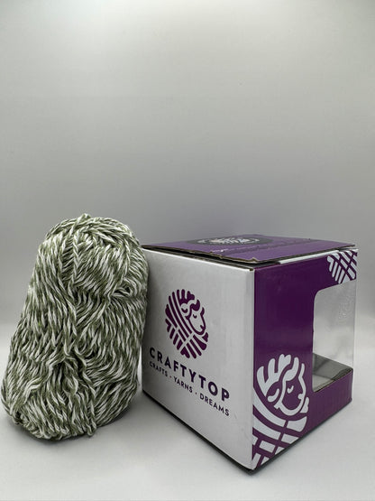 Craftytop™ Cotton Yarn – Green & White