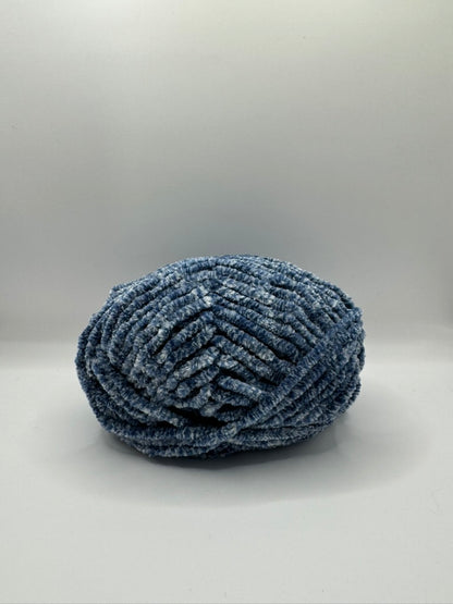 Craftytop™ Synthetic Yarn – Blue