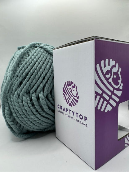 Craftytop™ Wool Yarn – Pale Green