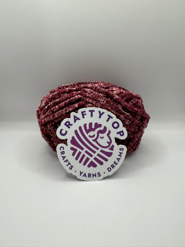 Craftytop™ Synthetic Yarn – Red Mix