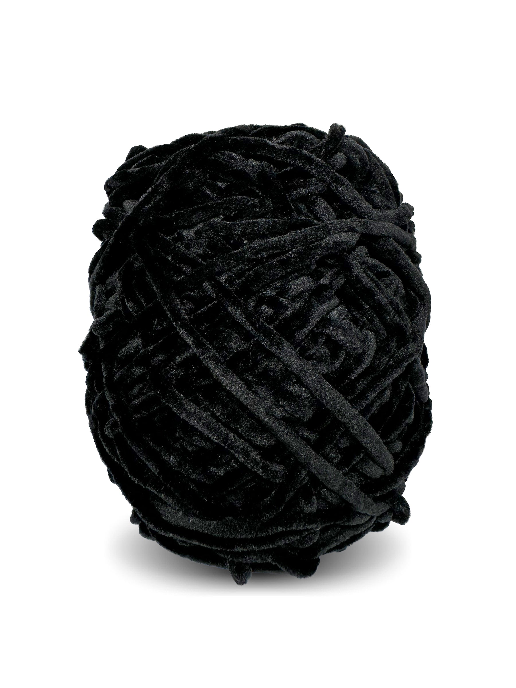 Craftytop Quantum Black yarn ball – worsted weight